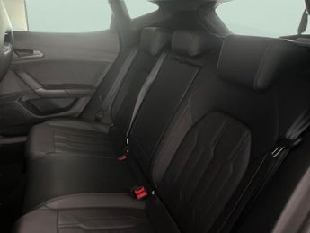 Cupra Formentor 1.4 eHybrid 12.8kWh V2 Plug-in DSG (204 ps) - LED - REVERSE CAM 