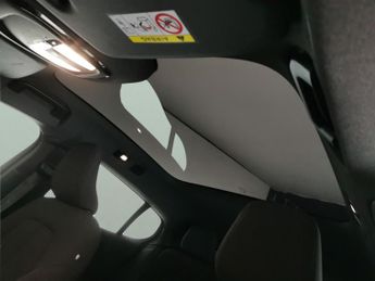 Volvo C40 Recharge 69kWh Core (231 ps) - CARPLAY - PARK ASSIST - LED