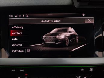 Audi A3 35 TFSI S Line S Tronic [Comfort+Sound] - COMFORT SOUND PK - REV
