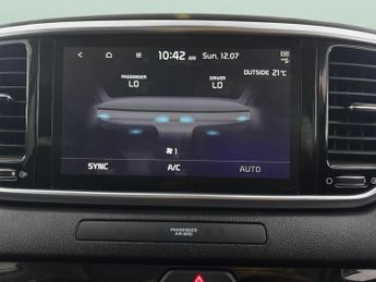 Kia Sportage 1.6 CRDi MHEV 3 DCT (134 bhp) - REVERSE CAM - NAV - LEATHER