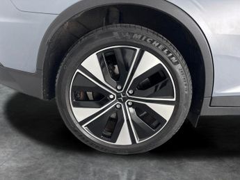 Polestar Polestar 2 Single Motor 69kWh Standard Range Fastback FWD (231 ps) - APPLE 