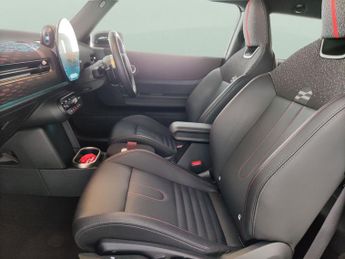 Mini Cooper 1.5C Sport Steptronic (156 ps) - REVERSE CAM - SAT NAV - HEATED 
