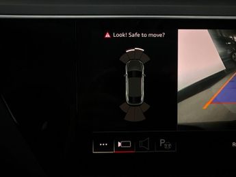 Audi e-tron 55 Technik Sportback quattro 95kWh (11kW Charger) (408 ps) - ADJ
