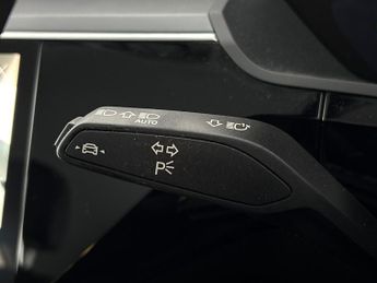 Audi e-tron 55 Technik Sportback quattro 95kWh (11kW Charger) (408 ps) - ADJ