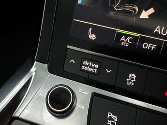 Audi e-tron 55 Technik Sportback quattro 95kWh (11kW Charger) (408 ps) - ADJ