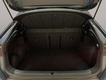 Cupra Formentor 1.4 eHybrid 12.8kWh V2 Plug-in DSG (204 ps) - LED - REVERSE CAM 