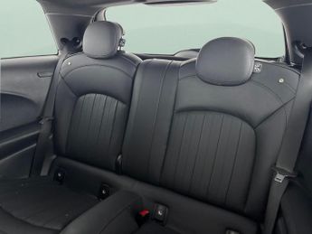 Mini Electric Hatch Cooper SE 32.6kWh Level 3 (184 ps) - PAN ROOF - HK AUDIO - CARPL