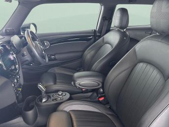 Mini Electric Hatch Cooper SE 32.6kWh Level 3 (184 ps) - PAN ROOF - HK AUDIO - CARPL