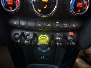 Mini Electric Hatch Cooper SE 32.6kWh Level 2 (184 ps) - CARPLAY - DRIVING ASSISTANT