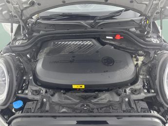 Mini Electric Hatch Cooper SE 32.6kWh Level 2 (184 ps) - CARPLAY - DRIVING ASSISTANT