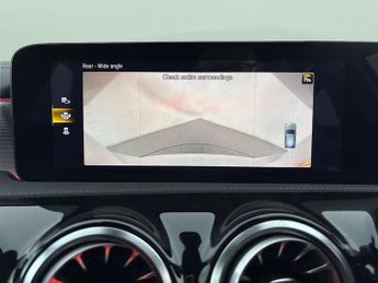 Mercedes-Benz A Class 1.3 A180 AMG Line Edition (Executive) 7G-DCT (136 ps) - REVERSE 