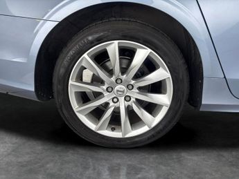 Volvo S90 2.0 T4 Momentum Plus (190 ps) - LED - REVERSE CAM - SAT NAV