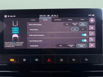 MG Mg4 64kWh Trophy Long Range (203 ps) - KEYLESS ENTRY - LED - REVERSE