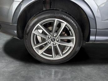 Audi Q3 1.4 TFSIe 45 Vorsprung Sportback Plug-in S Tronic 13kWh (245 ps)