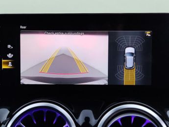 Mercedes-Benz EQA EQA 300 66.5kWh AMG Line (Premium) 4MATIC (228 ps) - REVERSE CAM