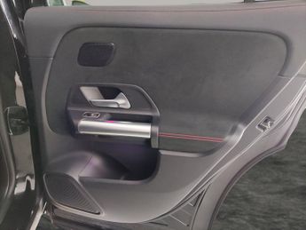 Mercedes-Benz EQA EQA 300 66.5kWh AMG Line (Premium) 4MATIC (228 ps) - REVERSE CAM