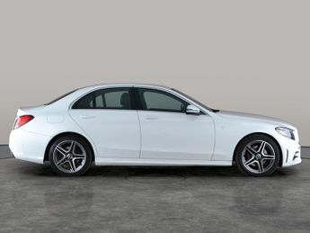 Mercedes-Benz C Class 2.0 C220d AMG Line G-Tronic+ (194 ps) - HEATED SEATS - COMFORT P
