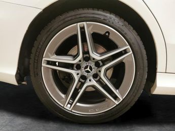 Mercedes-Benz C Class 2.0 C220d AMG Line G-Tronic+ (194 ps) - HEATED SEATS - COMFORT P