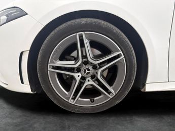 Mercedes-Benz A Class 2.0 A180d AMG Line 8G-DCT (116 ps) - HEATED LEATHER - COMFORT PA