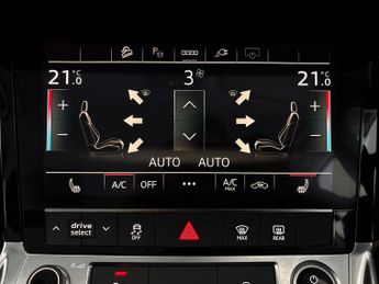 Audi e-tron 55 Technik Sportback quattro 95kWh (11kW Charger) (408 ps) - ADJ