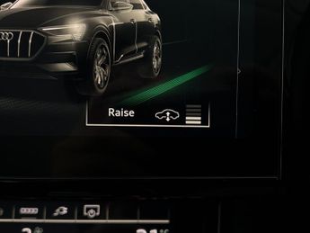 Audi e-tron 55 Technik Sportback quattro 95kWh (11kW Charger) (408 ps) - ADJ