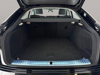 Audi e-tron 55 Technik Sportback quattro 95kWh (11kW Charger) (408 ps) - ADJ