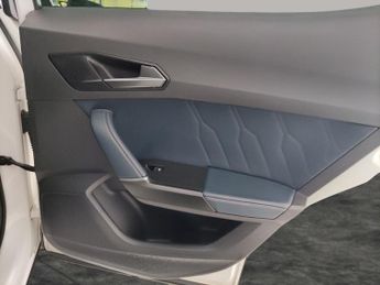 Cupra Formentor 1.4 eHybrid 12.8kWh V2 Plug-in DSG (204 ps) - KEYLESS ENTRY - PA