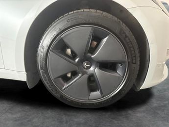 Tesla Model 3 (Dual Motor) Long Range 4WDE (346 ps) - PARK ASSIST - LED - REVE