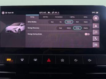 MG Mg4 64kWh Trophy Long Range (203 ps) - KEYLESS ENTRY - LED - REVERSE