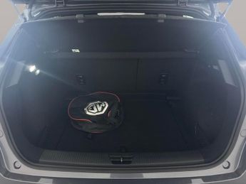 MG Mg4 64kWh Trophy Long Range (203 ps) - KEYLESS ENTRY - LED - REVERSE