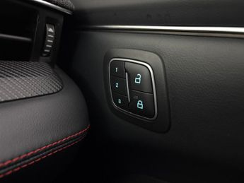 Ford Mustang Mach-e Extended Range 91kWh Automatic AWD (351 ps) - HEATED SEATS - HEA