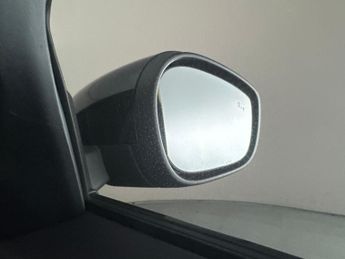 Ford Mustang Mach-e Extended Range 91kWh Automatic AWD (351 ps) - NAV - HEATED STEER