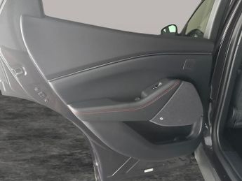Ford Mustang Mach-e Extended Range 91kWh Automatic AWD (351 ps) - NAV - HEATED STEER