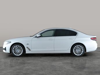 BMW 5 Series 2.0 530e 12kWh SE Plug-in Steptronic (292 ps) - PARK ASSIST - LE