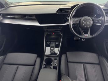Audi A3 1.4 TFSIe 40 S line Sportback Plug-in S Tronic 13kWh (204 ps) - 