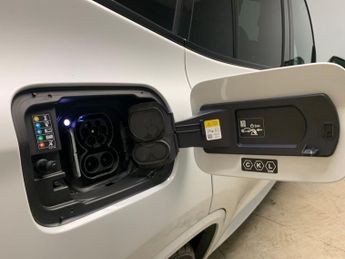 BMW iX3 80kWh M Sport Pro (286 ps) - HUD - PARK ASSIST - HK AUDIO