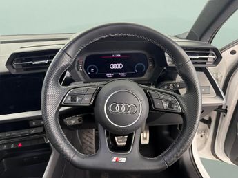 Audi A3 1.5 TFSI 35 S line Sportback S Tronic (150 ps) - CRUISE - DRIVIN