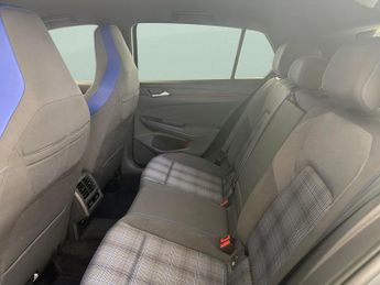Volkswagen Golf 1.4 TSI 13kWh GTE Plug-in DSG (245 ps) - DIGITAL DASH - PADDLE S