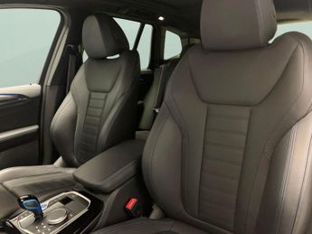 BMW iX3 80kWh M Sport Pro (286 ps) - HUD - PARK ASSIST - HK AUDIO