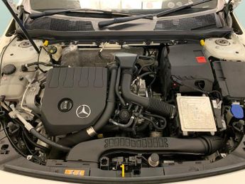 Mercedes-Benz A Class 1.3 A200 AMG Line 7G-DCT (163 ps) - ACTIVE LANE KEEPING ASSIST -