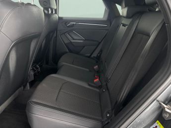 Audi Q3 1.4 TFSIe 45 Vorsprung Sportback Plug-in S Tronic 13kWh (245 ps)