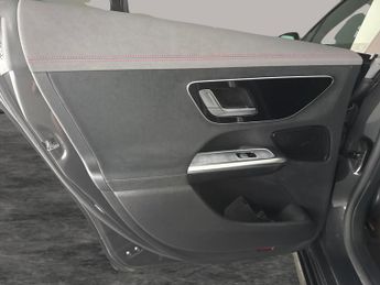 Mercedes-Benz EQE EQE 300 89kWh AMG Line (245 ps) - LED - REVERSE CAM - NAV