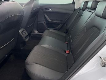 Cupra Formentor 1.4 eHybrid 12.8kWh V1 Plug-in DSG (204 ps) - ADAPTIVE CRUISE - 