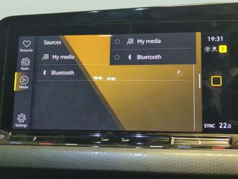 Volkswagen Golf 2.0 TDI GTD DSG (200 ps) - ALCANTARA - HEATED STEERING - WIFI