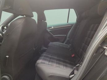 Volkswagen Golf 2.0 TDI GTD DSG (184 ps) - HEATED SEATS - ACTIVE INFO DISPLAY