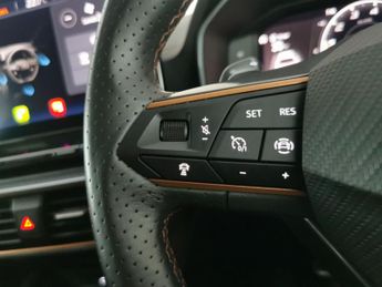 Cupra Formentor 1.5 TSI V2 DSG (150 ps) - KEYLESS ENTRY - PARK ASSIST - LED