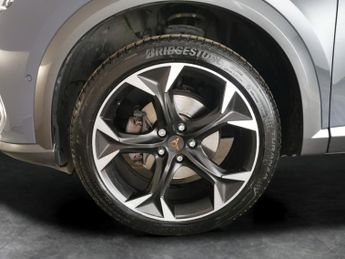 Cupra Formentor 1.5 TSI V2 DSG (150 ps) - KEYLESS ENTRY - PARK ASSIST - LED