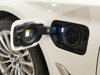 BMW 5 Series 2.0 530e 12kWh SE Plug-in Steptronic (292 ps) - PARK ASSIST - LE