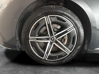 Mercedes-Benz EQE EQE 300 89kWh AMG Line (245 ps) - LED - REVERSE CAM - NAV
