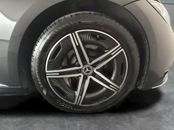 Mercedes-Benz EQE EQE 300 89kWh AMG Line (245 ps) - LED - REVERSE CAM - NAV